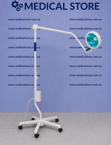 Хирургическая лампа передвижная Berchtold D300
