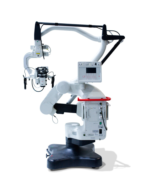 Операційні мікроскопи